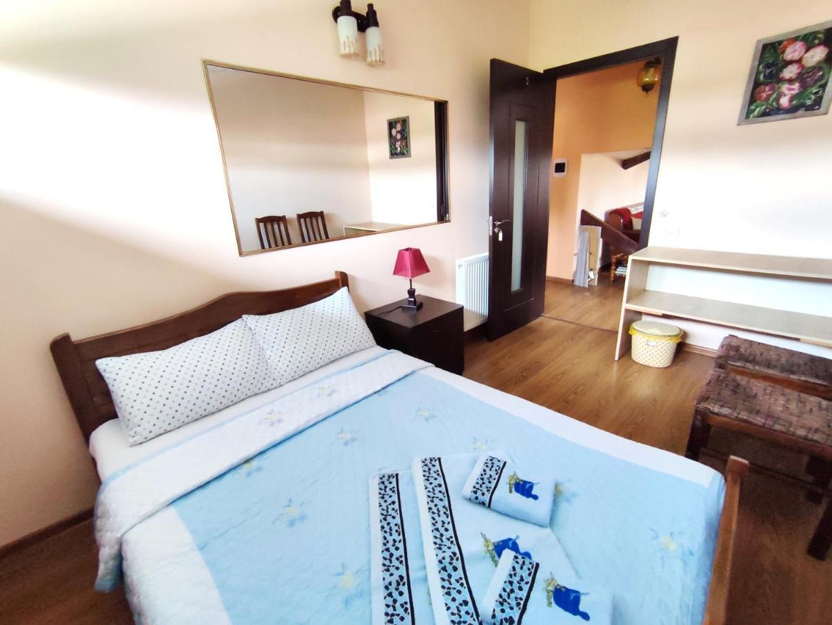 G&L Apartments Tbilisi Buitenkant foto